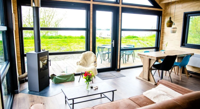 Waterlodge Reidhintsje, Prenota Casa vacanze Hotel a Frisia con parcheggio, Parcheggio
