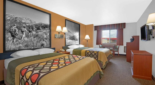 Четырёхместный номер Standard Super 8 by Wyndham Alamosa
