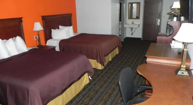 Номер Standard Howard Johnson by Wyndham Lexington