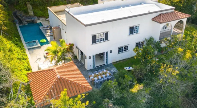 Villa Valencia by AvantStay Entertainers Dream w Outdoor Kitchen Spa Views, Забронировать Курортный отель Ла-Хойя Сан-Диего, рядом с Гора Соледад