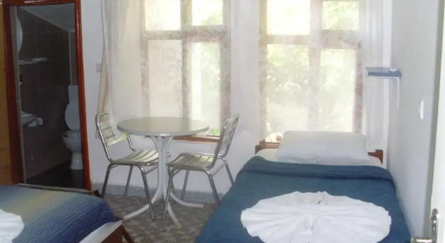 Onder Hostel