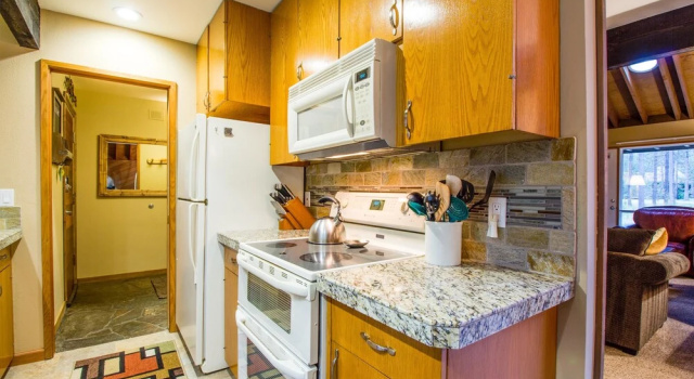 Апартаменты Meadow House Cndo 8