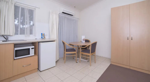 Семейный люкс с 2 комнатами Boulevarde Motor Inn
