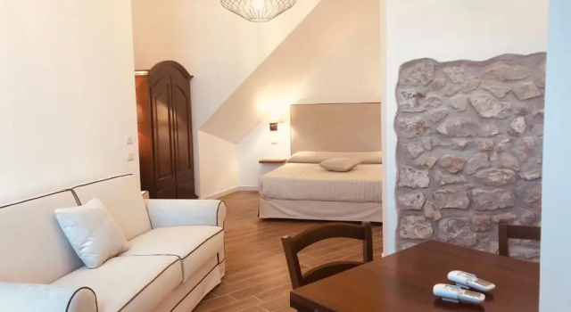 Коттедж Lantica Pigna Chateau