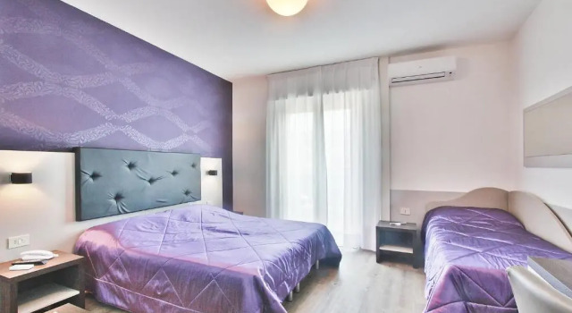 Трёхместный номер Standard Hotel Gambrinus