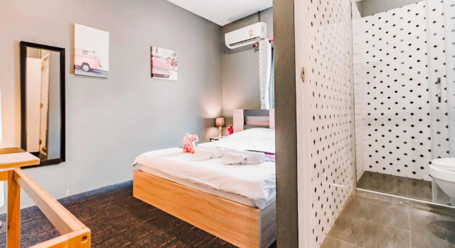 U Home Hostel, Забронировать Хостел Отели Паттайя с парковкой, рядом с Пляж Паттайя, Парковка