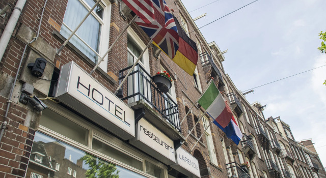 Hotel Larende