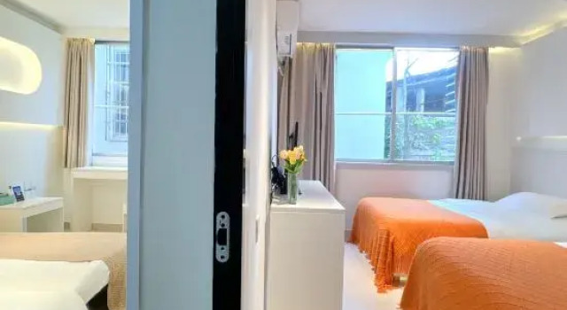 Люкс с 2 комнатами YoYo Home  hotel(YangShuo)