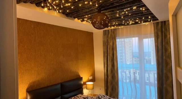 Sunny Deluxe Apartment Cosmopolis, Rezerwuj Apartament Hotele w Ilfov z parkingiem, Parking