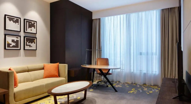 Полулюкс Four Points by Sheraton Changchun Hi-Tech Zone