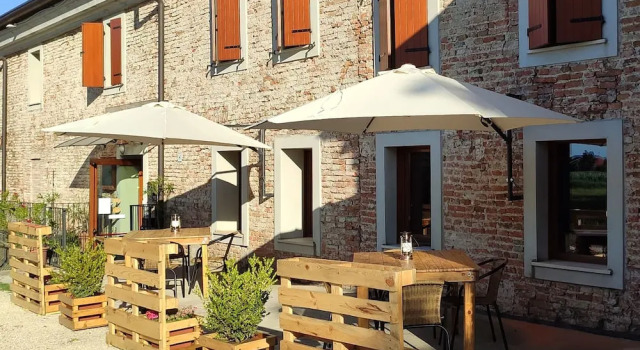 Mulino Delle Valli, Забронировать Дом для отпуска Отели Череа с парковкой, Парковка
