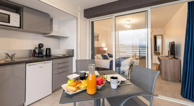 Студия B&B HOME Fort-de-France Marina