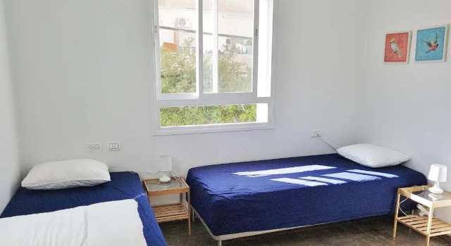 Апартаменты Carmel Apartments