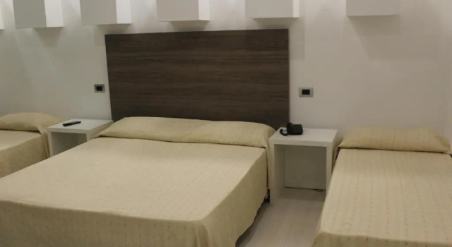 Четырёхместный номер Standard Hotel Miramare