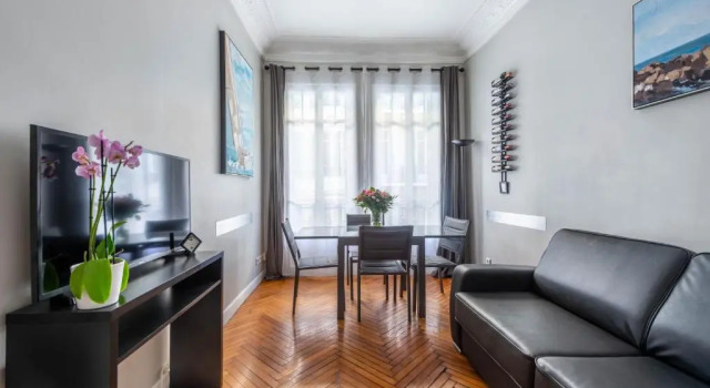 Nice Central Art Deco Flat 45 m², Забронировать Отель Ницца Приморские Альпы, рядом с Набережная Соединенных Штатов