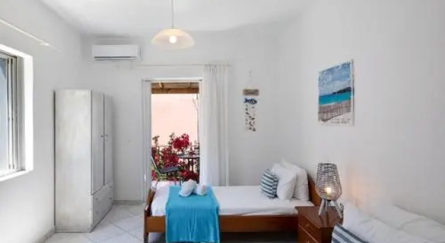 Irini Apartments and Studios