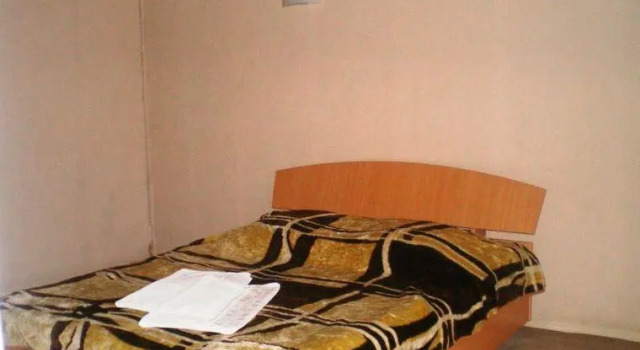 Medvezhii ugol, Book Hotel Cuscun Mansky Rayon