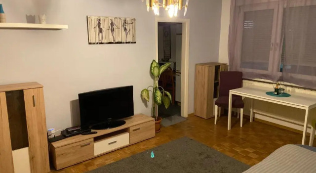 Apartment4you, Rezerwuj Apartament Hotele w Graz z parkingiem, Parking