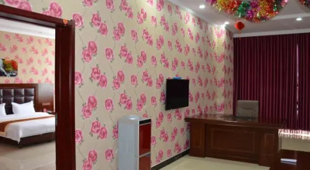 Люкс Deluxe Kaiyuan Business Hotel