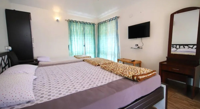 Misty Meadows, Bedford Road, Yercaud, Забронировать Отель Отели штата Тамилнада 3 звезды, 3*