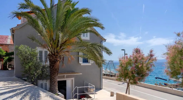 Апартаменты Exclusive Boutique Seaside Suites