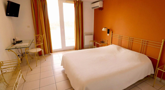 Côté Thalasso Hôtel & Spa Marin, Book Hotel Hotels in Vermillion Coast with a Pool, Swimming Pool