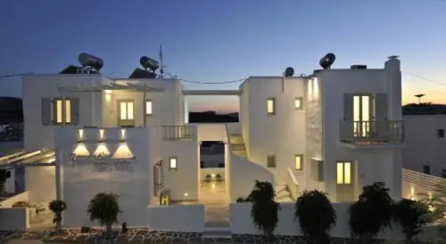 Romantica Suites, Prenota Hotel Naoussa Paro