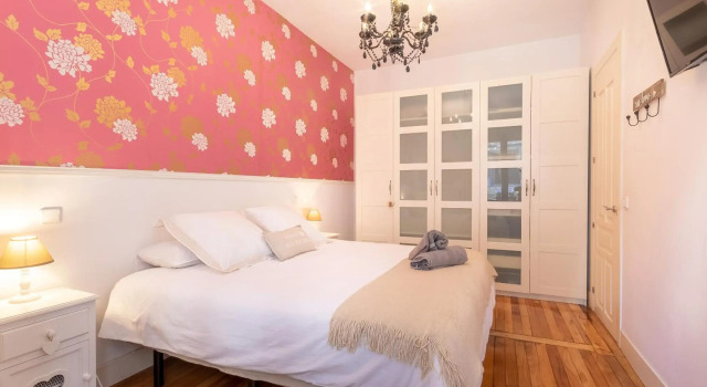 Apartment between Old Town & Guggenheim!! With Parking!!, Book Apartment Bilbao 