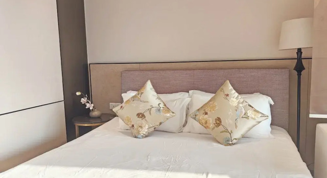 Interact China Fine Condo - Novotown, Boek Hotel Hotels in Guangdong met parkeren, Parkeren