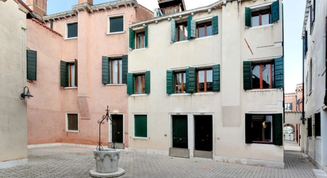 Piazzale Roma Venice Apartment