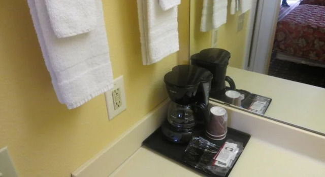 La Grange Executive Inn and Suites, Book Hotel La Grange Texas