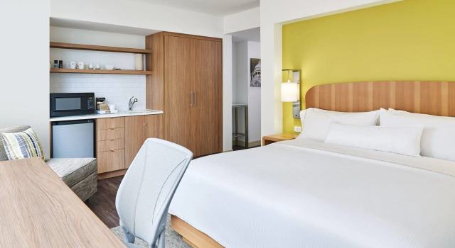 Двухместный номер Standard Element by Marriott Austin Downtown