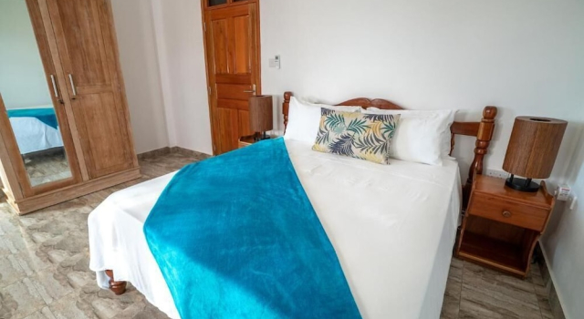 Семейная вилла с видом на океан La Belle Residence Self Catering Accommodation