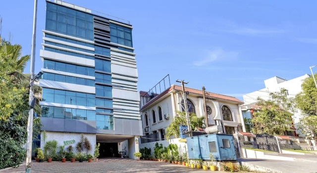 OYO 12120 Hotel Srico, Rezerwuj Hotel Hajdarabad 