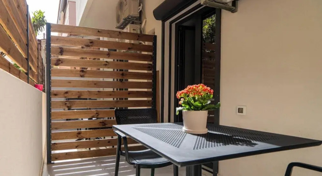 Апартаменты Classic Inia Apartments
