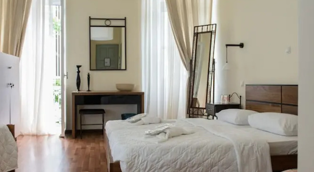 Номер Deluxe Athinas Street Inn