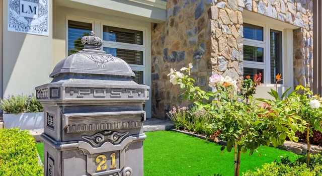 Lavender Manor Bed and Breakfast, Buchen Sie Hotel Alkimos Western Australia