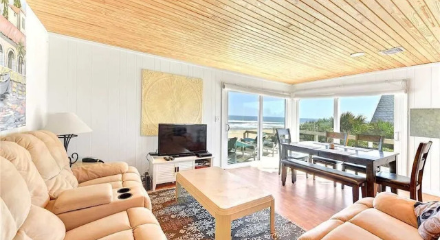 Harmony Beach House, 3 Bedrooms, Sleeps 6, Ocean Front, Large Deck, Брондау Қонақ үй Сент Аугустин Saint Augustine Area