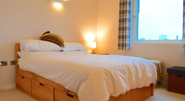 2 Bedroom Canal Apartment Close to Shoreditch, Varaa Huoneisto Asunnot kohteessa Merseyside, Huoneisto