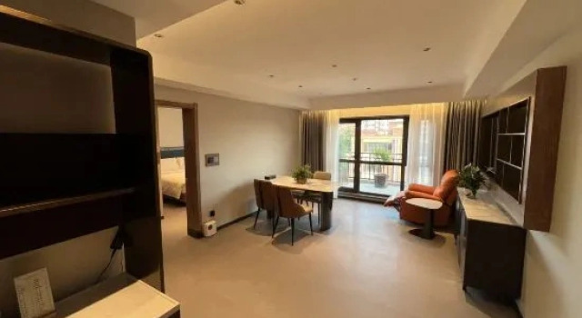 Люкс Deluxe Aiju Art Hotel (Yingkou Institute of Technology Olympic Sports Center)