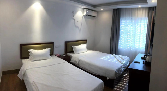 Yaou Hotel, Buchen Sie Pension Hotels in Kandal mit Parkplatz, Parkplätze