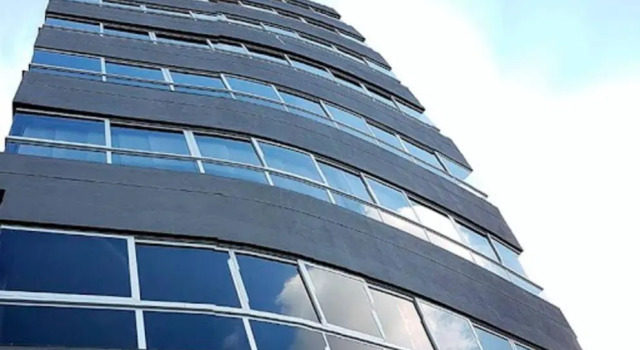 Luxury Room near of the Airport - Edificio Kennedy Town Center #404, Забронировать Отель Гуаякиль Гуаяс, рядом с Omni hospital
