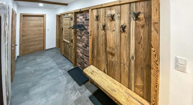 Amazing Apartment in Bramberg With 2 Bedrooms and Wifi, Rezerwuj Apartament Hotele w Salzburg z parkingiem, Parking