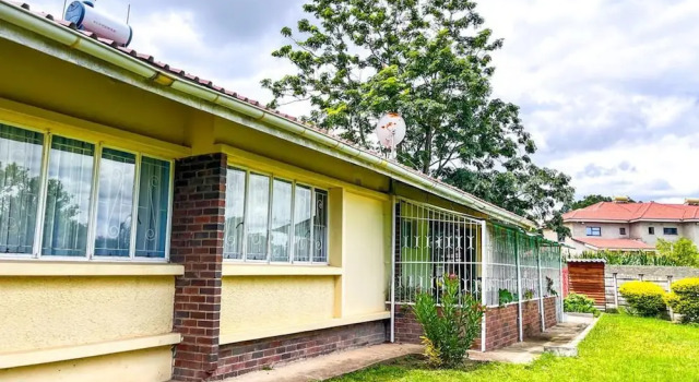 3 bed Cozy Homestay for Groups in Lundi Park - 2292, Rezerwuj Apartament Apartamenty w Midlands Province, Apartament