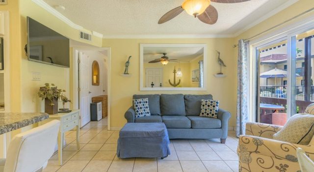 Tiki 107 - Beachfront Condo In South Padre Island 1 Bedroom Condo, Buchen Sie Ferienwohnung Hotels in Padre Island mit Pool, Schwimmbad