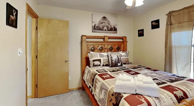 Коттедж 4 Bears 1 Cave by Ryson Vacation Rentals