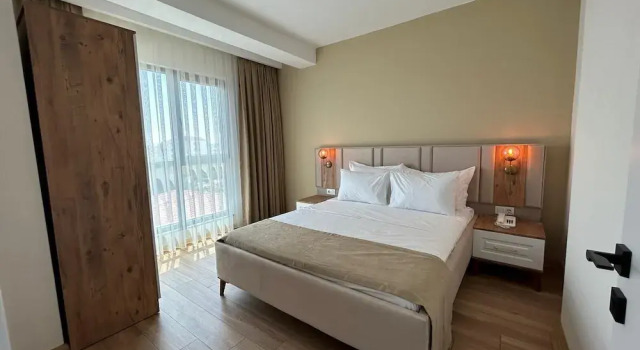 Petra Port Hotel