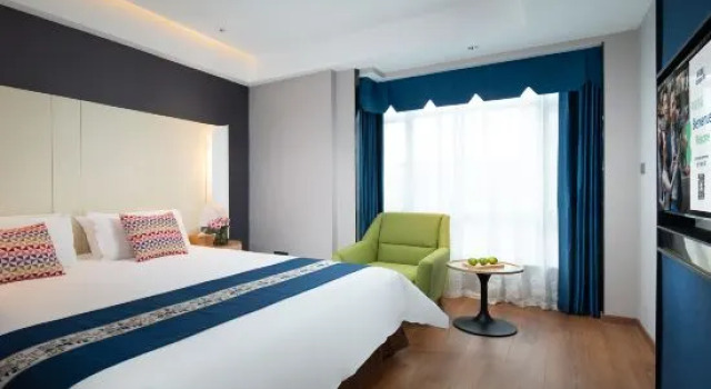 Люкс Deluxe Campanile Hotel (Haifeng Yueyun Bus Terminal)