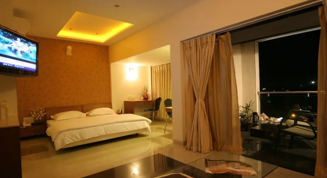 Hotel Tansha Comfort Residency, Rezervovat Hotel Hotely v Gujarat s parkováním, Parkování