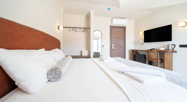 Magic Tulip Beach Hotel